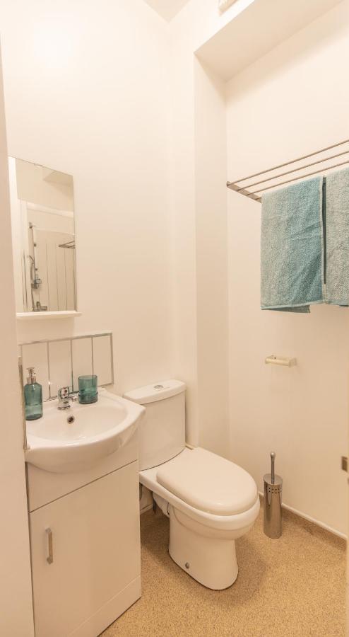 Cosy Modern Apartment, Grand Victorian Building, 5 Mins To Coventry City Centre Extérieur photo