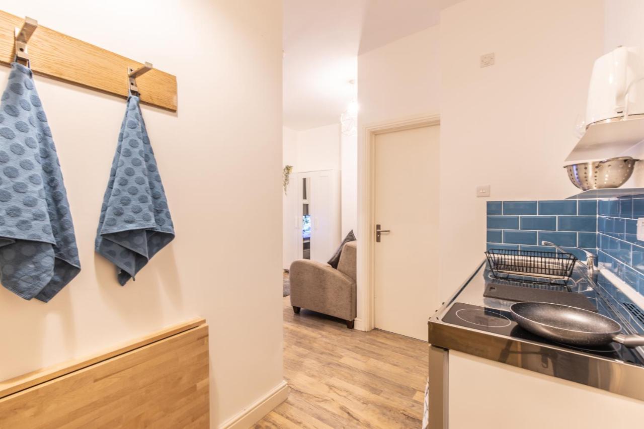 Cosy Modern Apartment, Grand Victorian Building, 5 Mins To Coventry City Centre Extérieur photo